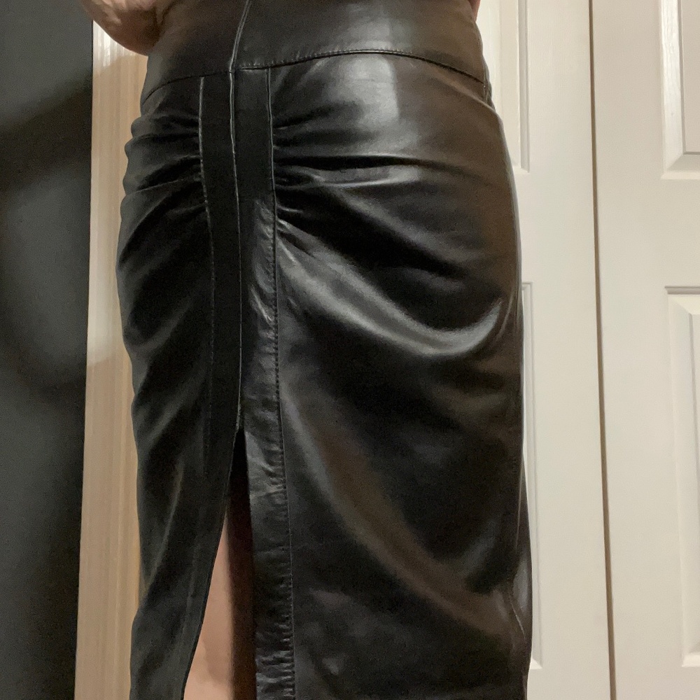 Bebe midi faux leather skirt xs
